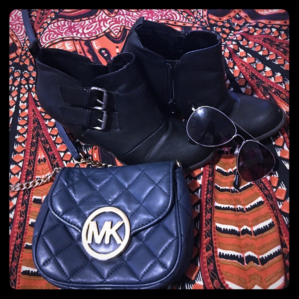 Blowfish wedge black ankle boots!!!