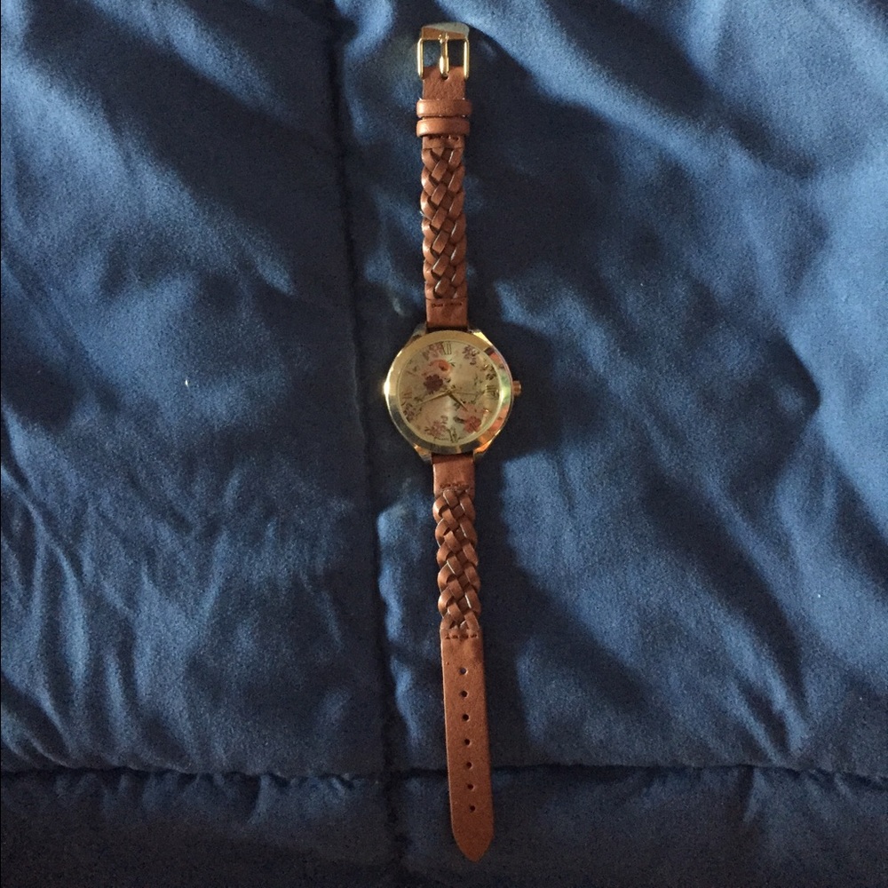 Watch - Picture 3 of 3