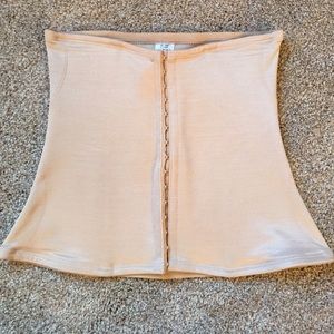 Waist cincher