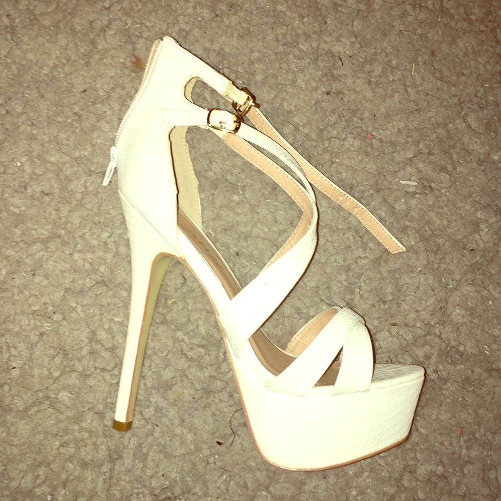 Liliana pump heels