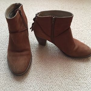 Leather and suede booties