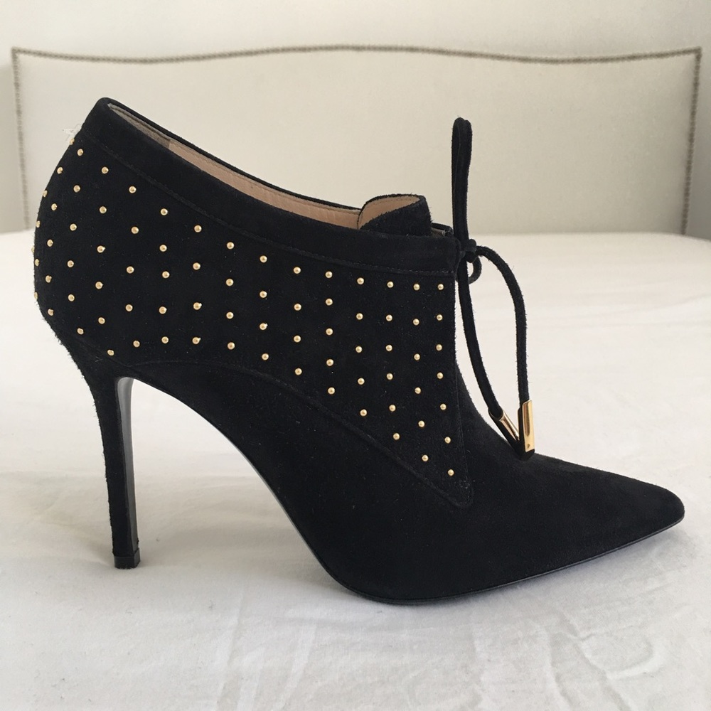[50] APERLAI Suede Black Booties w Gold Studs