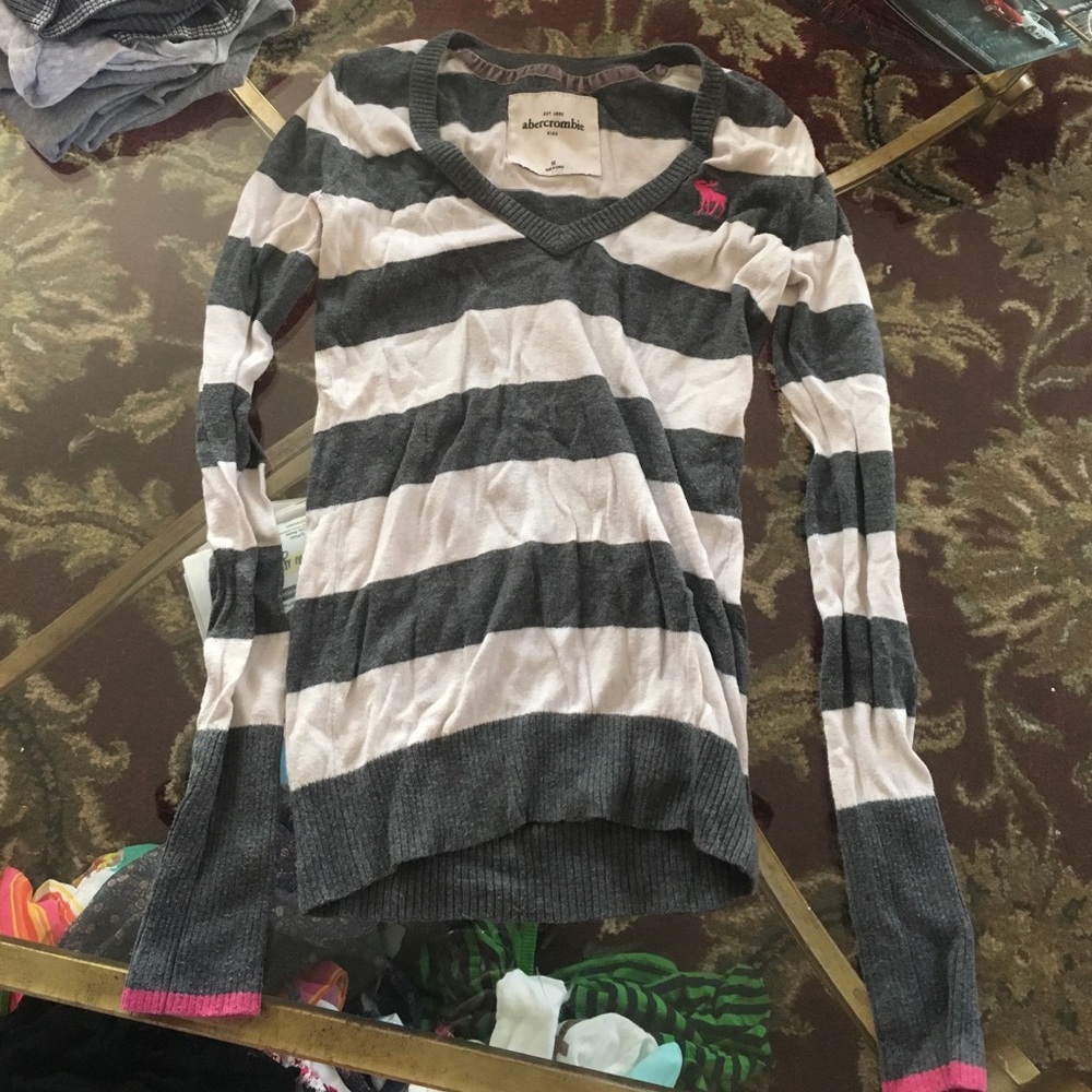 Abecrombie sweater