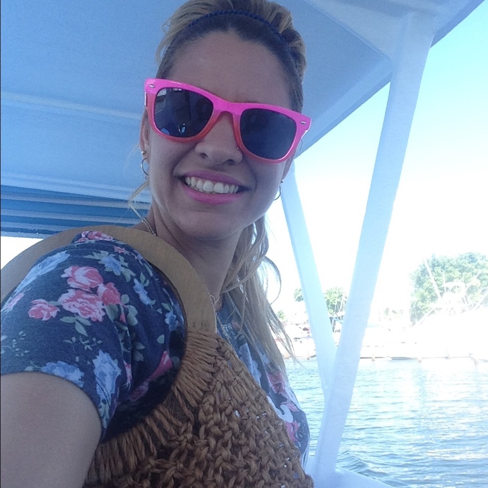 Meet your Posher, Diana