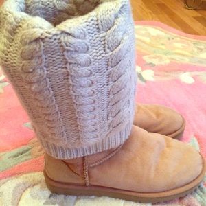 Ugg boots with removable knit leg warmers
