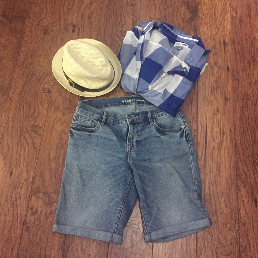 Old Navy shorts