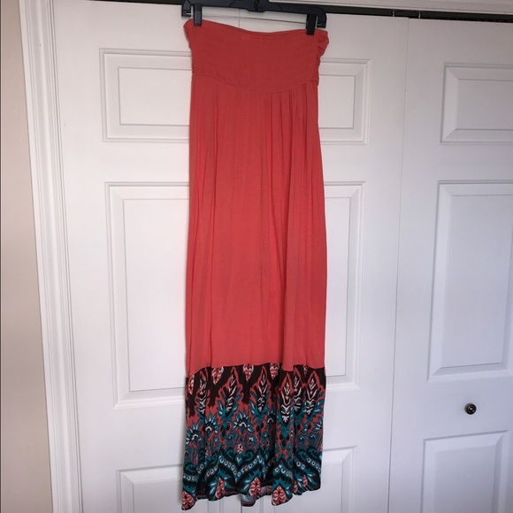 Strapless dress - Picture 2 of 4