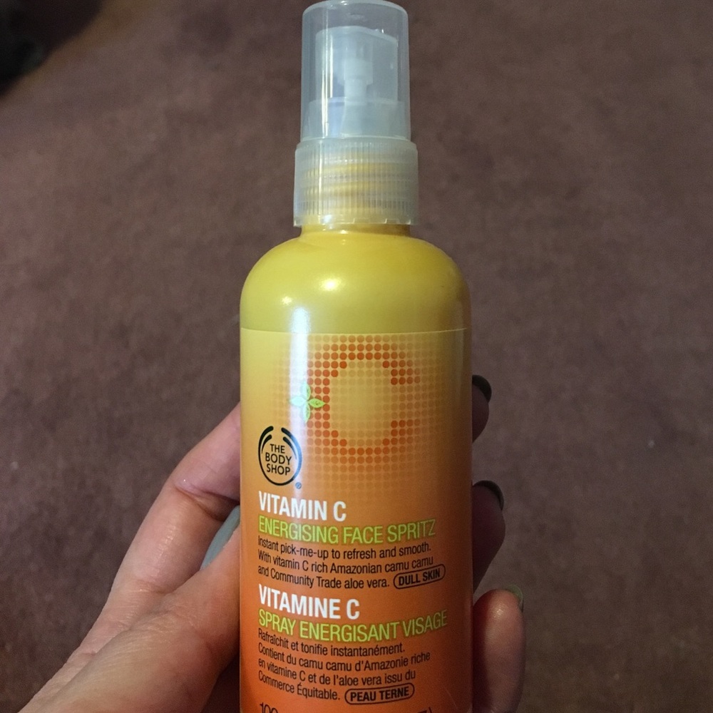 Authentic The Body Shop Vitamin C Face Spritz