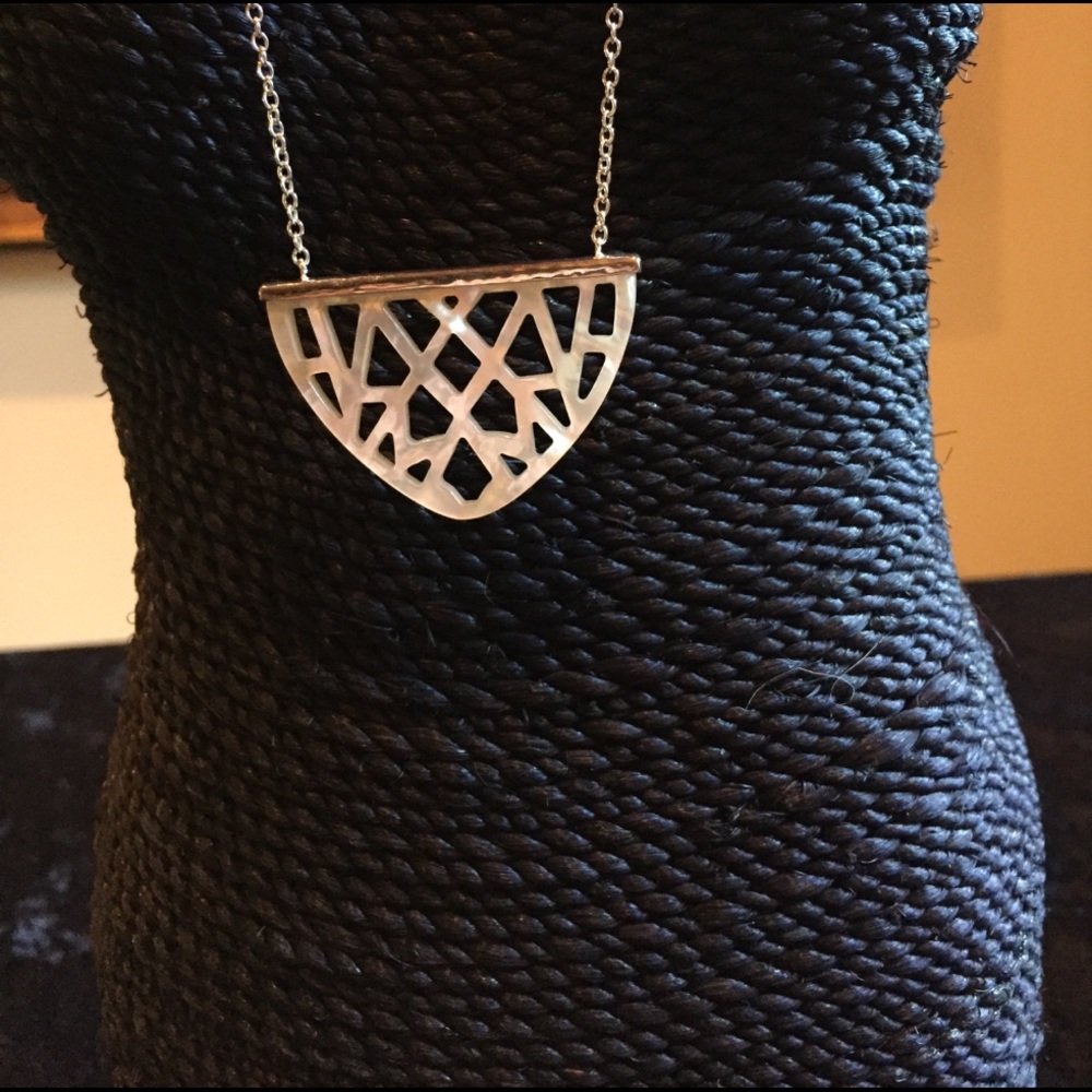 Silpada Gleamcatcher Necklace