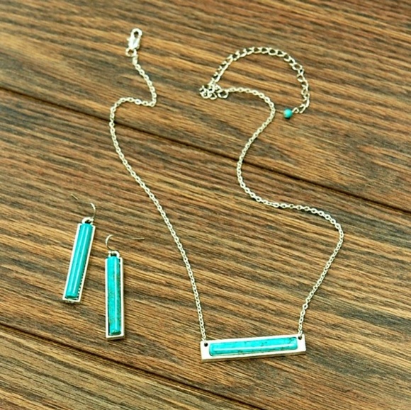 🔶 BACK IN STOCK🔶 Turquoise Bar Necklace Set - Picture 2 of 3