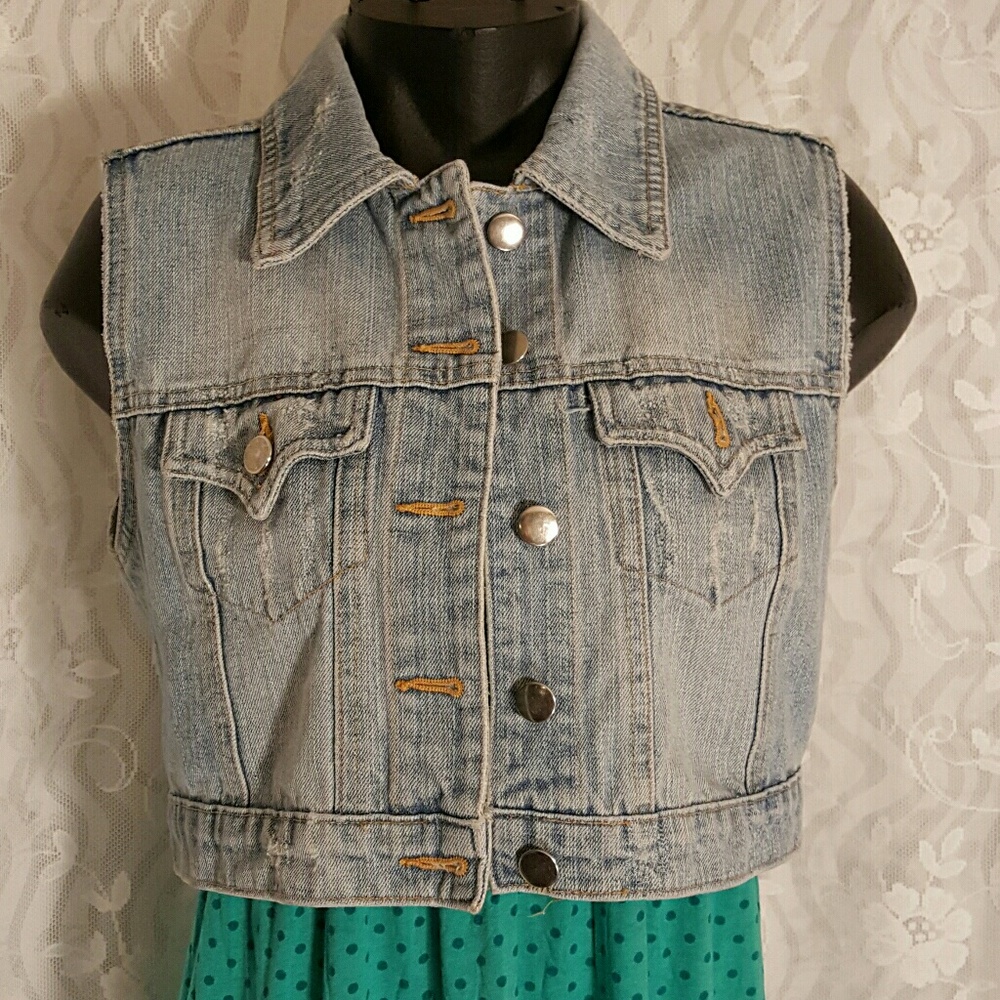 Roommates California Crop Jean Vest