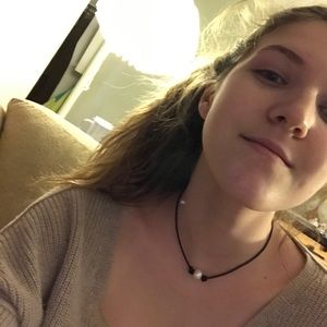 Meet your Posher, Raina