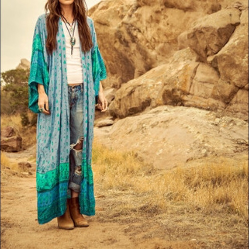Spell & Gypsy Collective Desert Wanderer Kimono