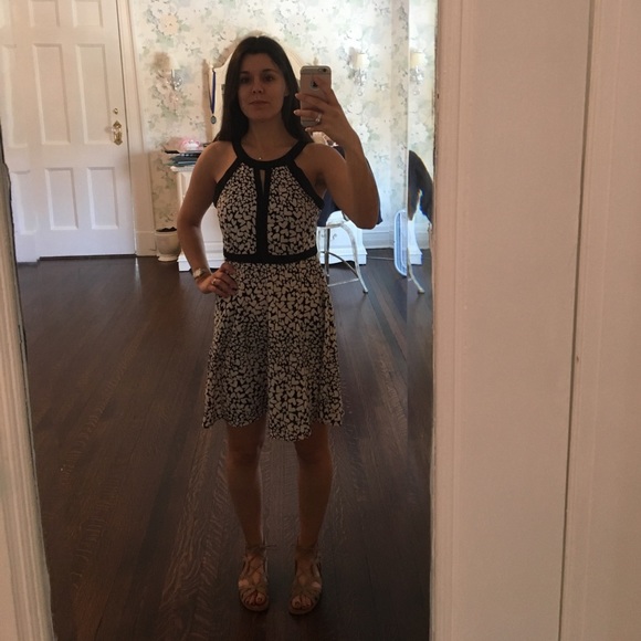 ELLE Black & Cream Heart Print Dress 💟 - Picture 7 of 7