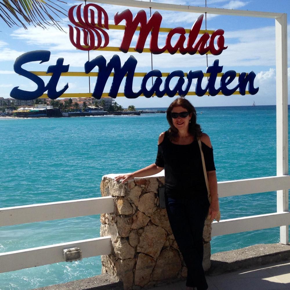 Meet your Posher, Maura