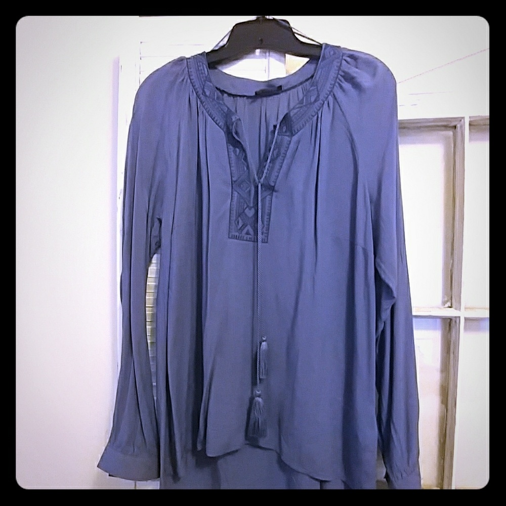 NWOT Venus BOHO embroidered tunic