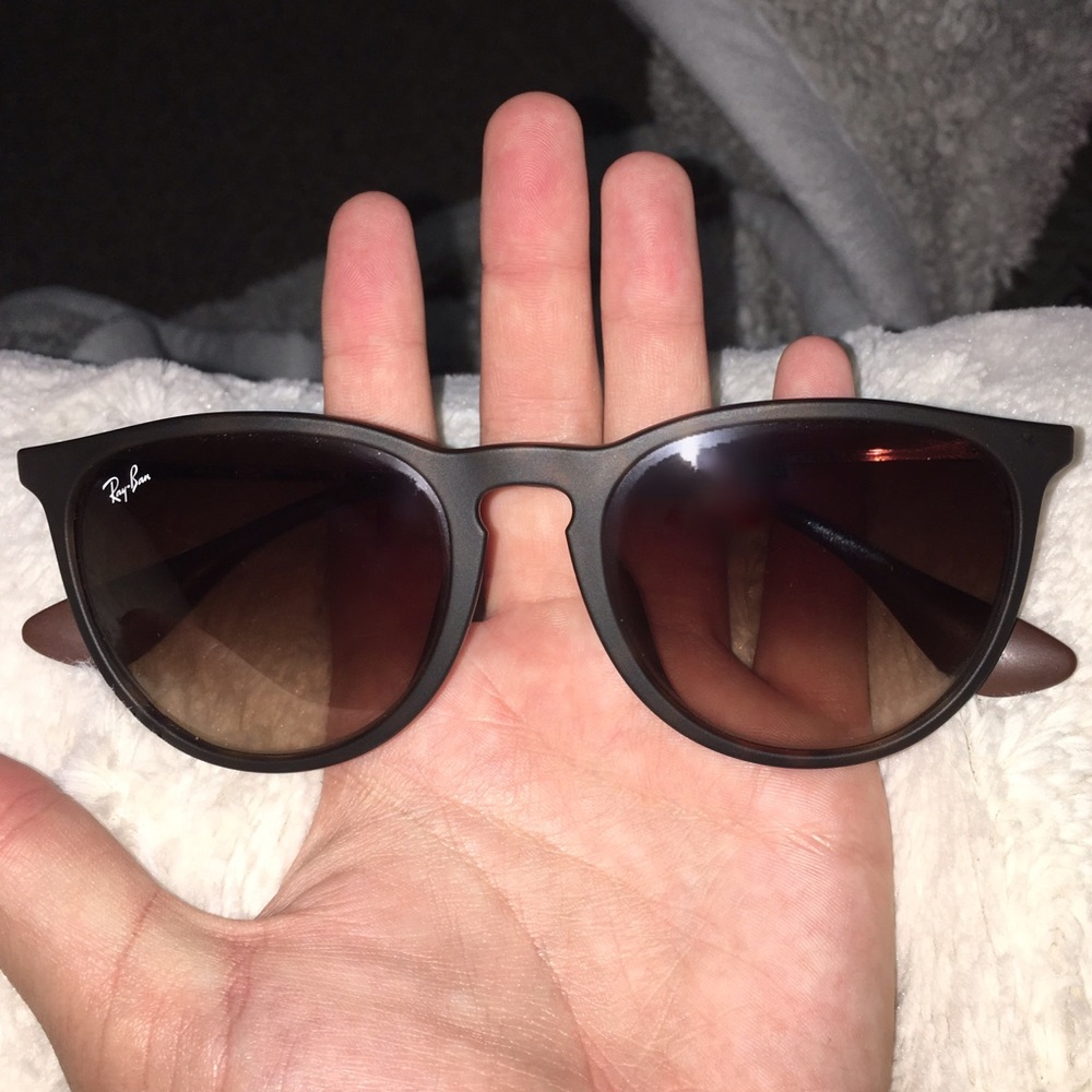Erika Ray-Ban