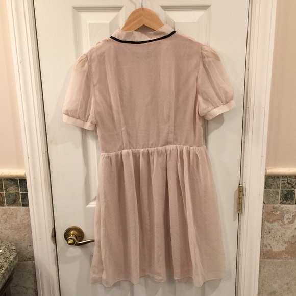 (Sold) Junior girl light pink dress size S - Picture 2 of 4