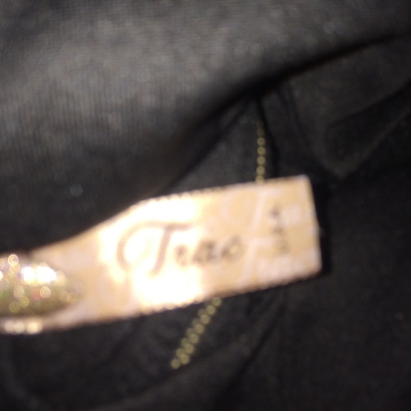 Cut Out Dress - Picture 3 of 3