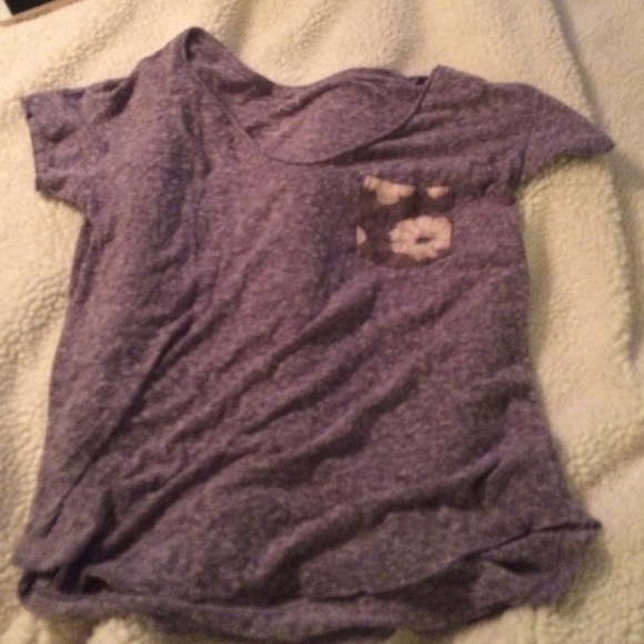 NWOT AE FAVORITE TEE - Picture 1 of 2