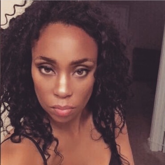 Meet your Posher, June Grace - Picture 3 of 4