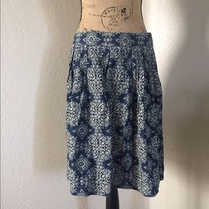 Ann Taylor Loft Jean skirt with pattern size 6