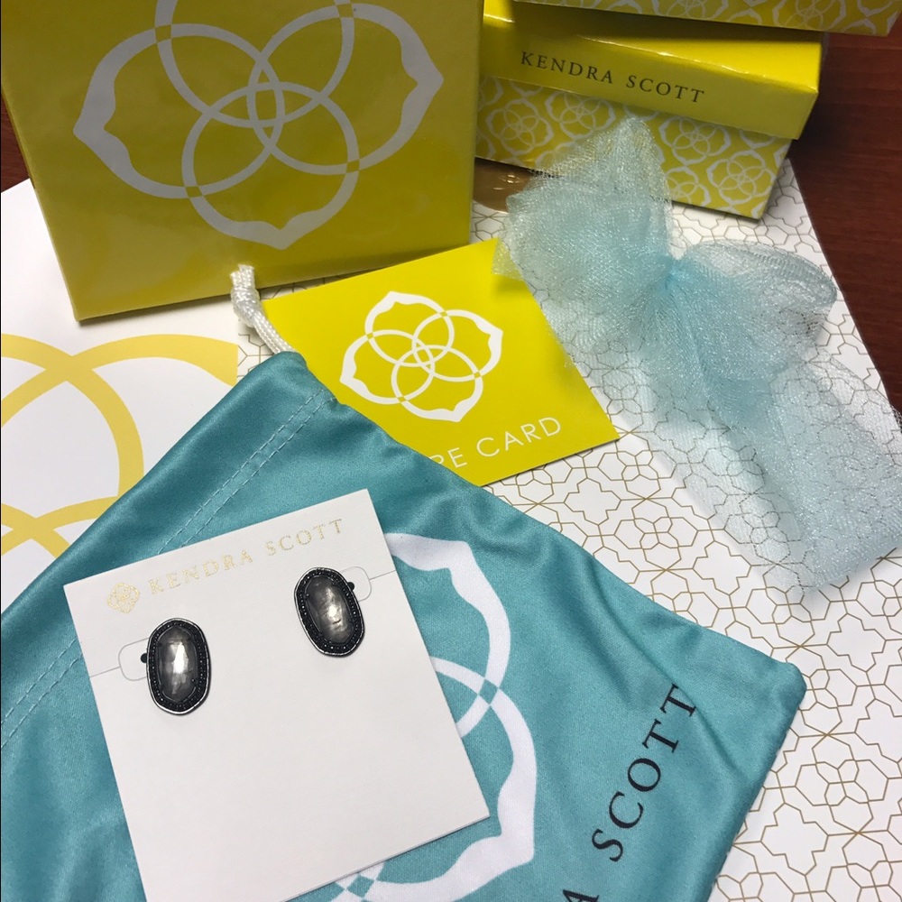 Kendra Scott Elaine Stud Earrings