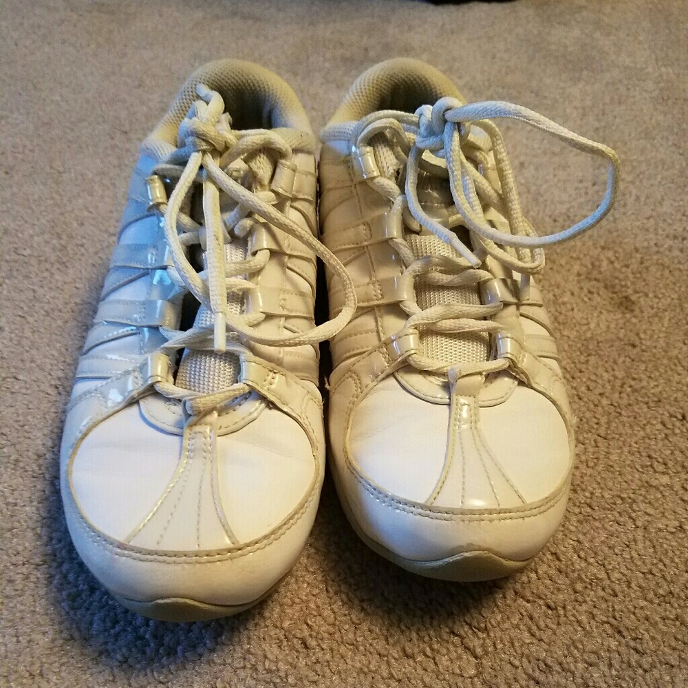 NIKE, SUPER CUTE, AND SHINY CHEERLEADER SHOES!
