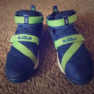 LeBron soldier 9  (condition-9)