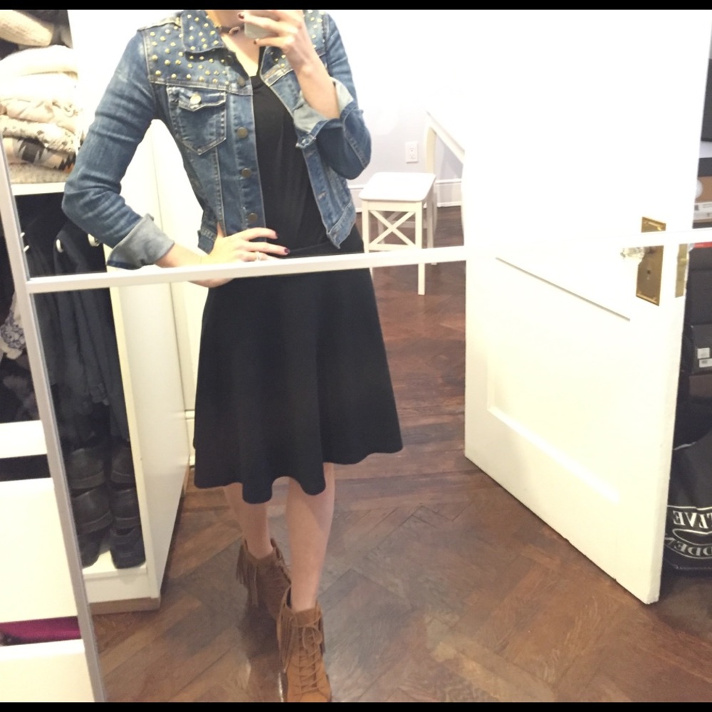 Studded denim jacket. Size xs