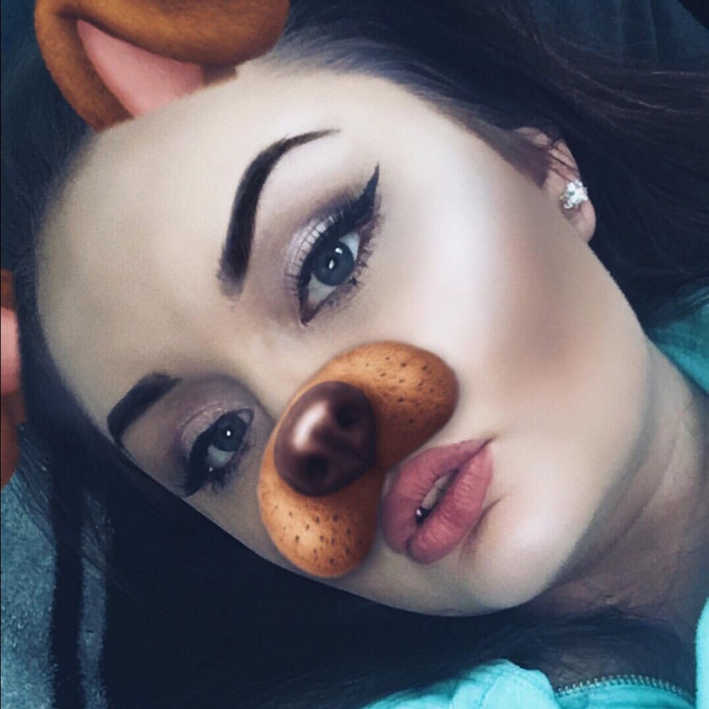 Meet the posher, Kristen