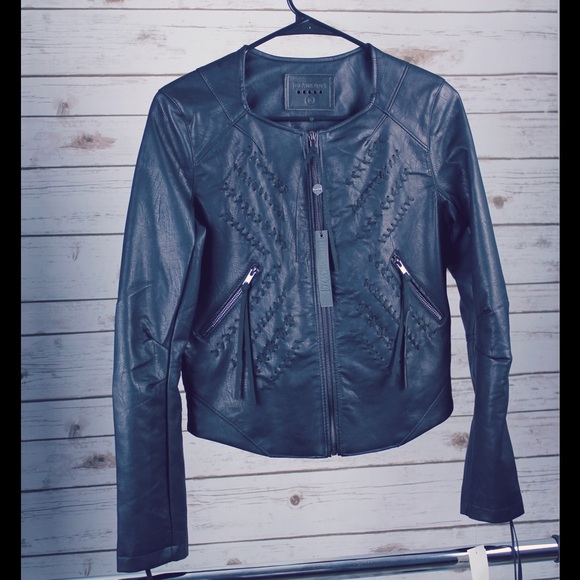 ❌SOLD❌ BLANKNYC Leather Crop Embroidered Jacket - Picture 6 of 6