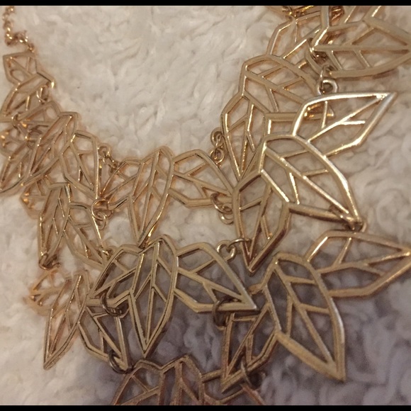 Necklace - Picture 2 of 2