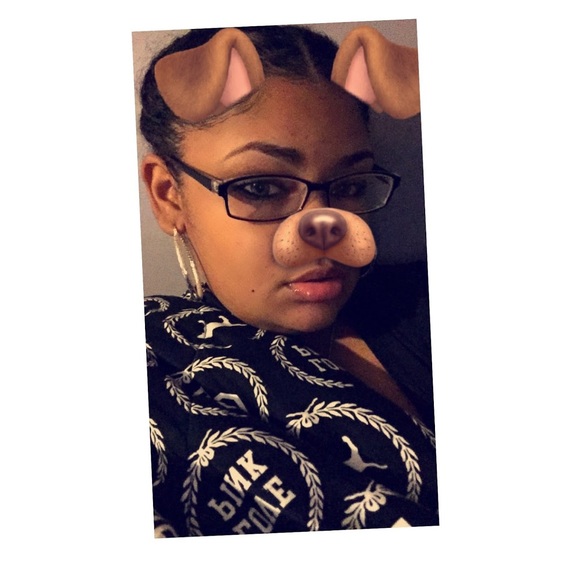 Meet your Posher, Pazia - Picture 1 of 1