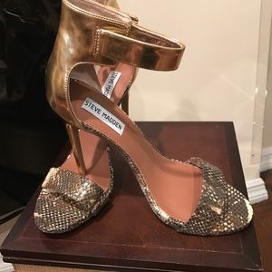 Steve Madden Sandals