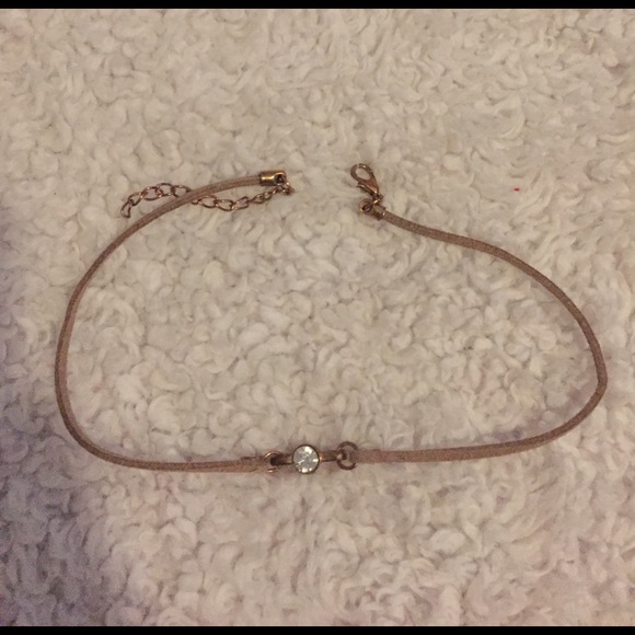 Choker - Picture 1 of 2