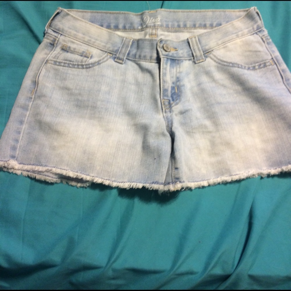 Cut off shorts