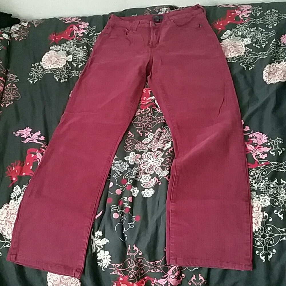 Burgendy NYDJ jeans