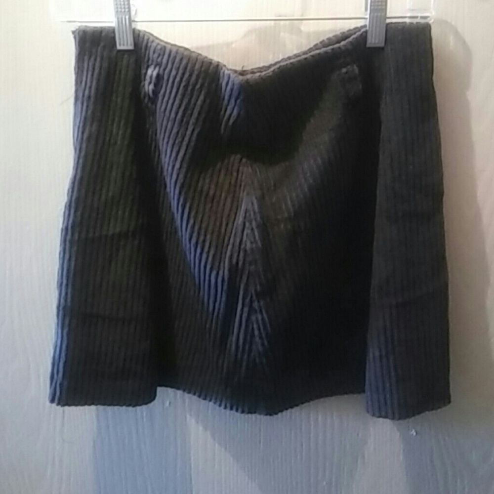 90s High-Waisted Corduroy Skirt