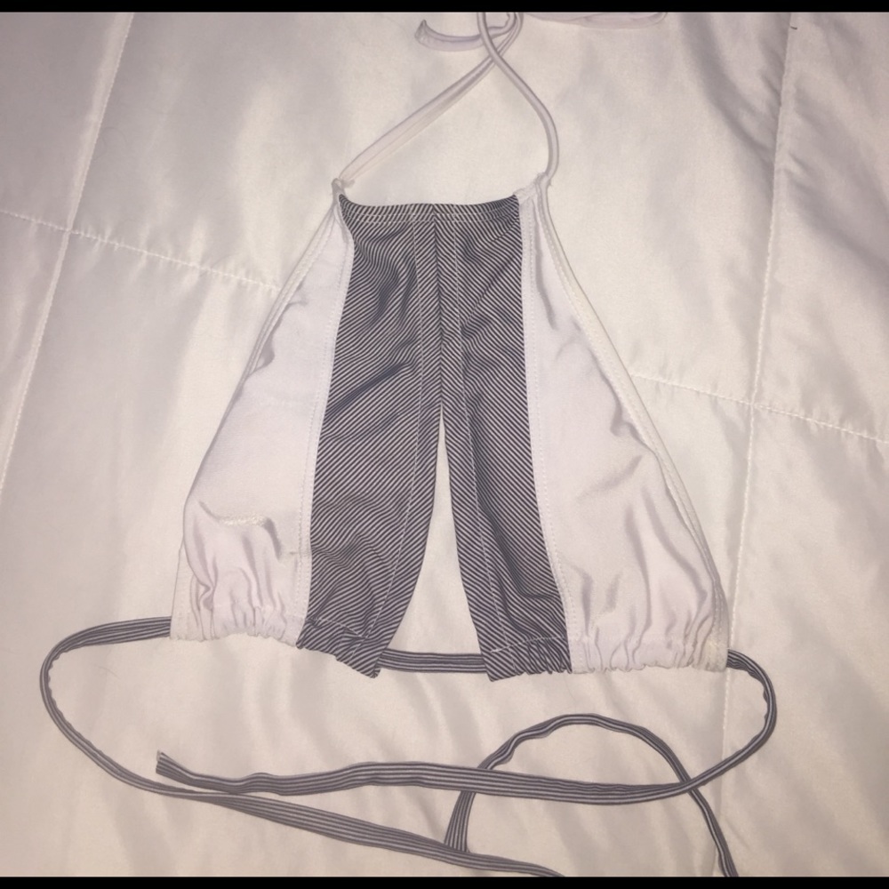 White and black bikini set