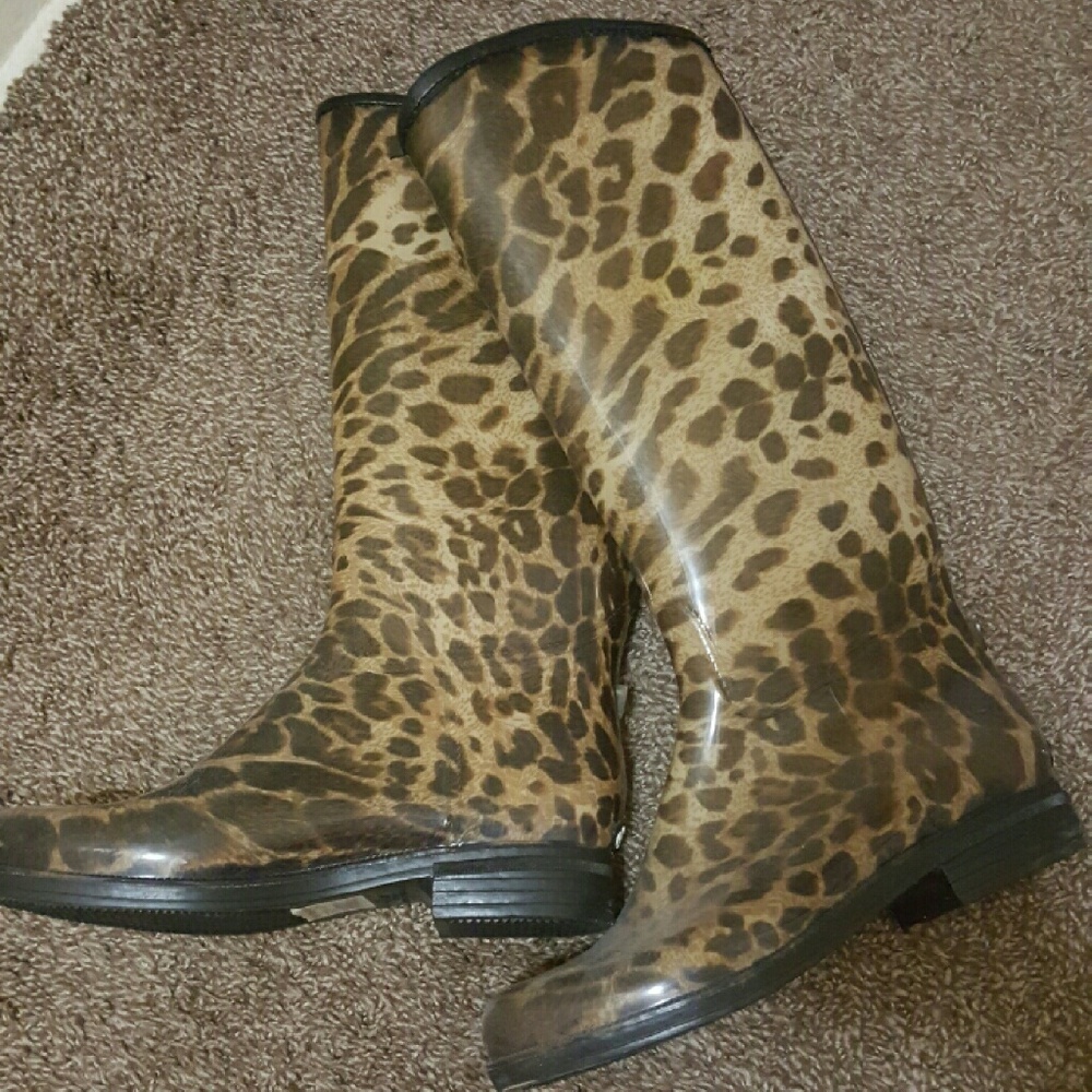 d?v animal print tall rain boots