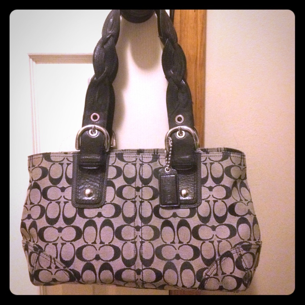 100% Authentic COACH Handbag #A0869-11863 VGUC