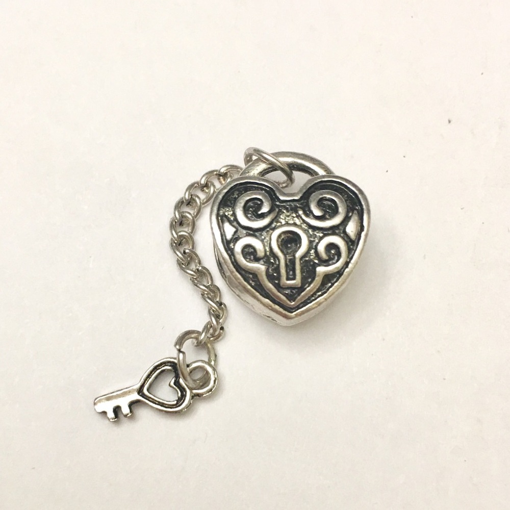 L HEART W/DANGLE KEY SIL P CHARM BEAD FIT PANDORA