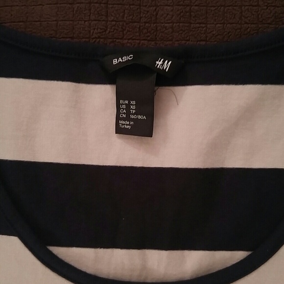 H&M Form fitting dress - Picture 3 of 3