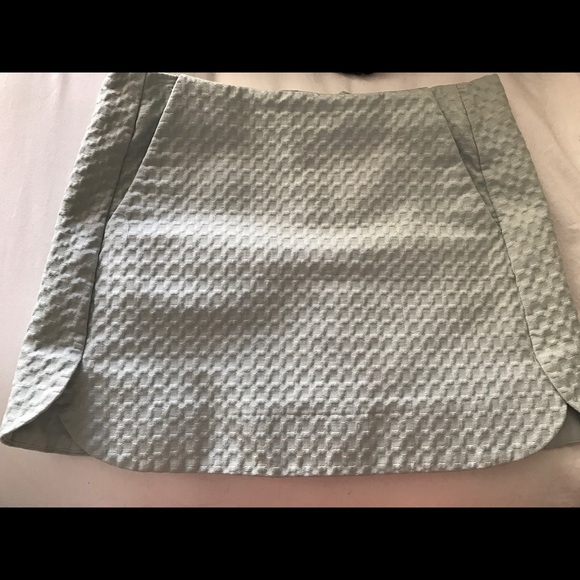 Topshop Textured Curved Hem Pelmet Skirt - Picture 1 of 3