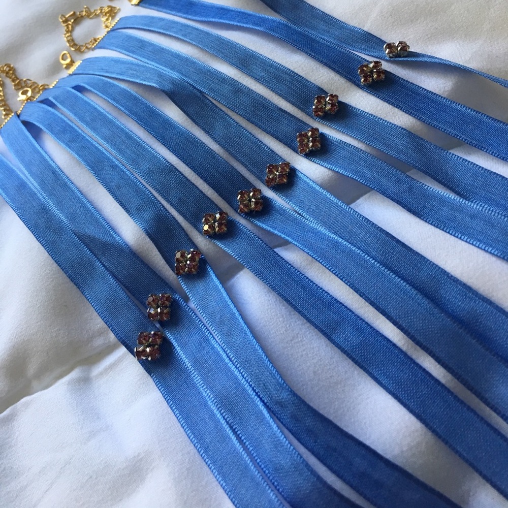 Chokers - Picture 8 of 8