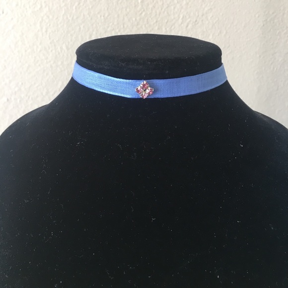 Chokers - Picture 6 of 8