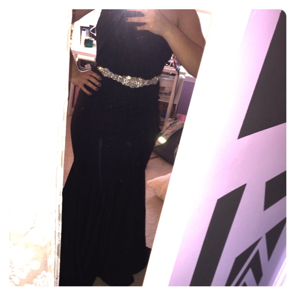 Long Black Formal Dress Size 8/Large