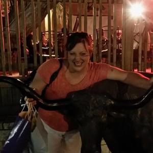 Meet your Posher, Camille