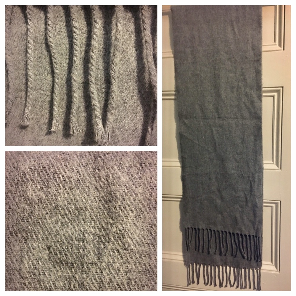Gray scarf, 100% wool
